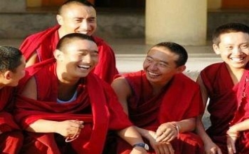 Bàn luận về mười việc công đức